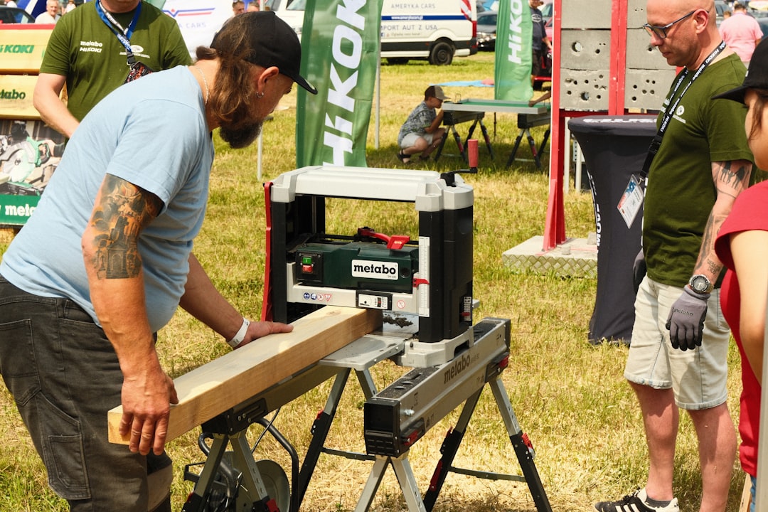Best Cordless Planers UK 2026