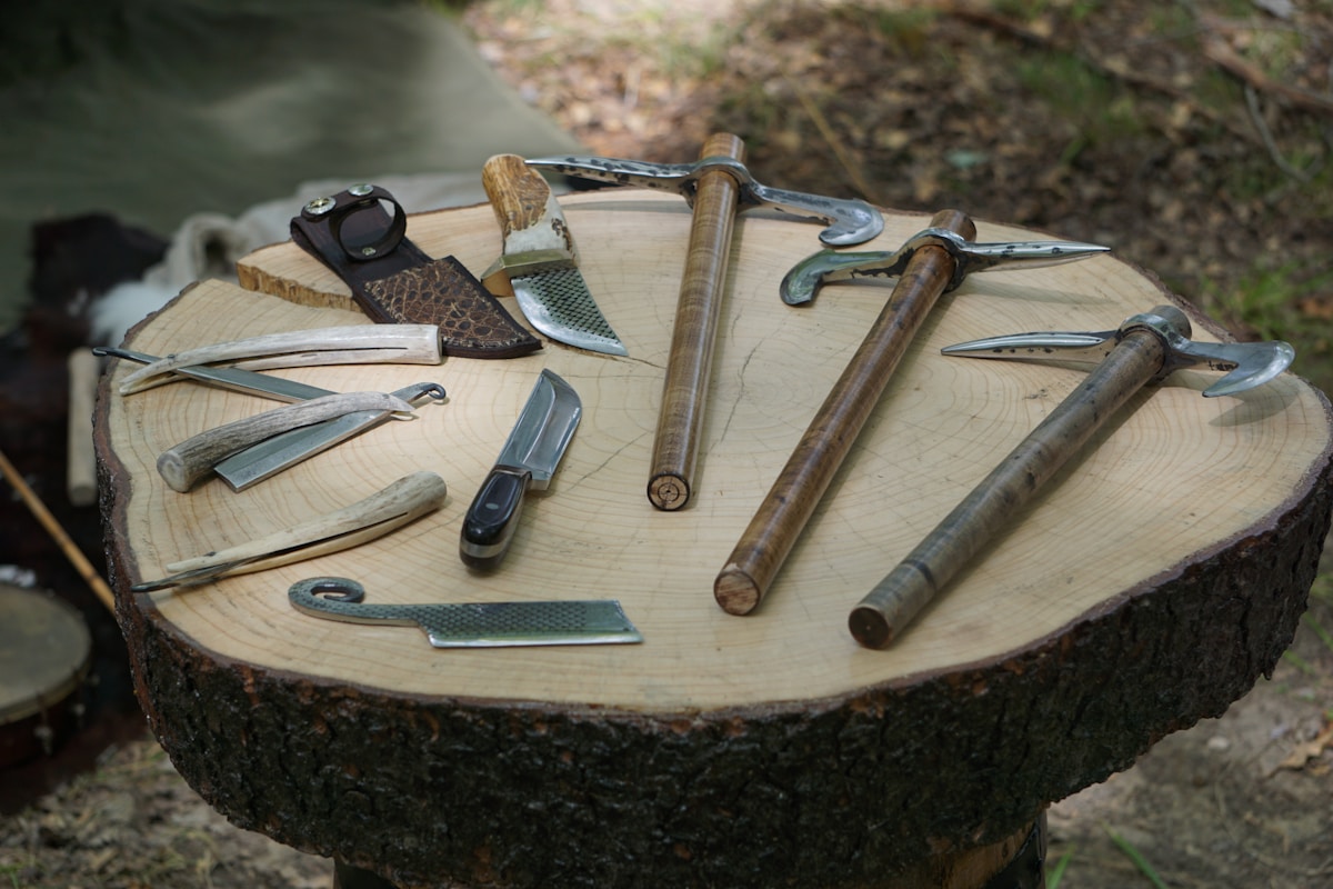 How to Carve Wood with a Knife for Beginners: A UK Guide